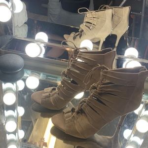 Jessica Simpson heels suede